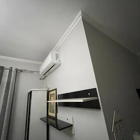 Airport & Terminal Comfort Apartment アパート *